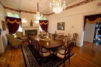 Boggs Mansion Hotel Pittsburgh 3*,